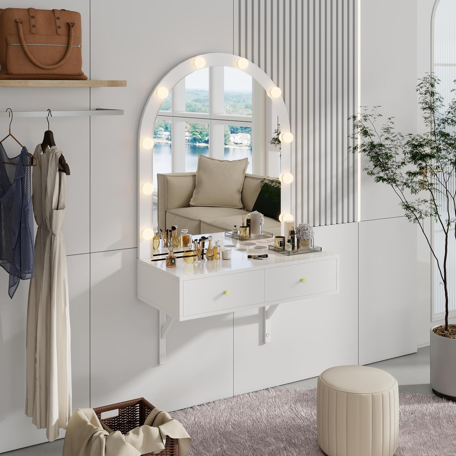 Light Mirror Wall Makeup Vanity